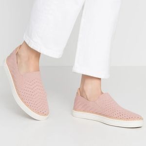 UGG Sammy Chevron Slip On Women's Sneaker Shoe Baby Pink Size 9